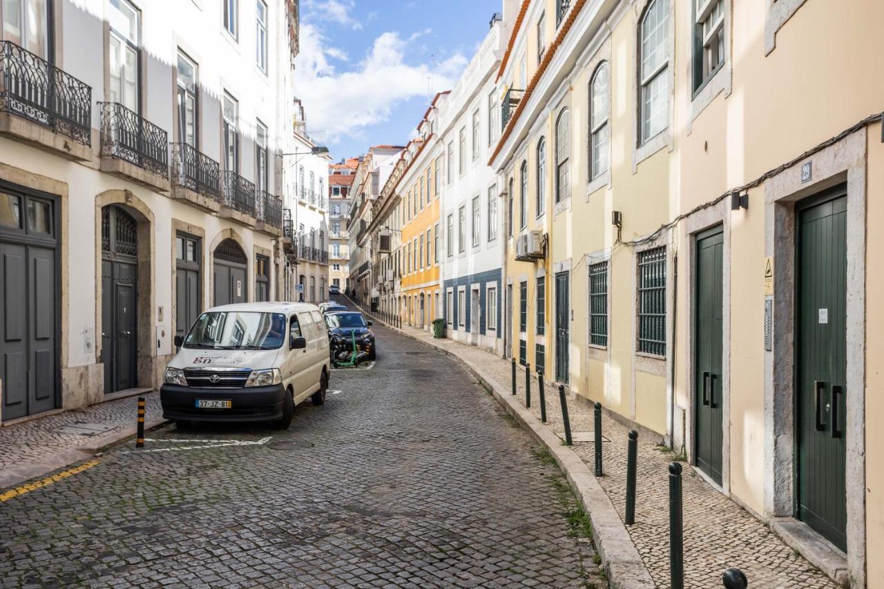 Apartamento Chic Tailor Made Flat In Chiado Lisboa Exterior foto